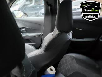 Peugeot 208 208 II (UB/UH/UP), Hatchback 5-drs, 2019 1.2 Vti 12V PureTech 100 picture 16