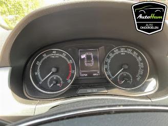 Skoda Fabia Fabia III Combi (NJ5), Combi 5-drs, 2014 / 2022 1.0 TSI 12V picture 21