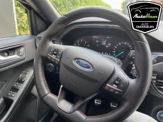 Ford Focus Focus 4 Wagon, Combi, 2018 1.0 Ti-VCT EcoBoost 12V 125 picture 18