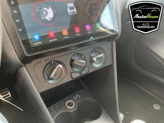 Volkswagen Polo Polo V (6R), Hatchback, 2009 / 2017 1.2 12V BlueMotion Technology picture 23