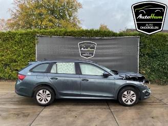 Uttjänta bilar auto Skoda Octavia Octavia Combi (NXAC), Combi 5-drs, 2019 1.0 TSI e-TEC 12V 2022/2