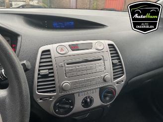 Hyundai I-20 i20, Hatchback, 2008 / 2015 1.2i 16V picture 17