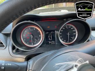 Suzuki Swift Swift (ZC/ZD), Hatchback 5-drs, 2017 1.2 Dual Jet 16V SHVS picture 14