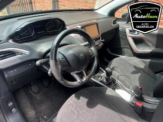Uttjänta bilar auto Peugeot 2008 2008 (CU), MPV, 2013 / 2019 1.2 Vti 12V PureTech 82 2014/4