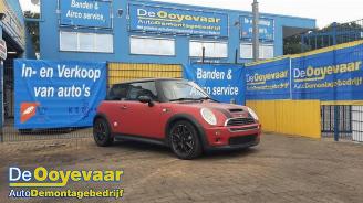 Uttjänta bilar auto Mini Cooper S Mini Cooper S (R53), Hatchback, 2002 / 2006 1.6 16V 2005/2