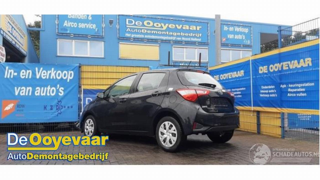 Toyota Yaris Yaris III (P13), Hatchback, 2010 / 2020 1.0 12V VVT-i