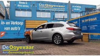 Sloopauto Mazda 3 6 SportBreak (GJ/GH/GL), Combi, 2012 2.0 SkyActiv-G 165 16V 2013/9