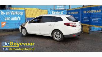 demontáž osobní automobily Renault Mégane Megane III Grandtour (KZ), Combi 5-drs, 2008 / 2016 1.5 dCi 110 2013/12