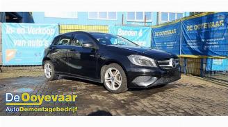 Vrakbiler auto Mercedes A-klasse A (W176), Hatchback, 2012 / 2018 1.5 A-180 CDI, A-180d 16V 2014/10