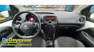 Toyota Aygo Aygo (B40), Hatchback, 2014 1.0 12V VVT-i picture 2