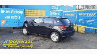 Vrakbiler auto Volkswagen Polo Polo VI (AW1), Hatchback 5-drs, 2017 1.0 TSI 12V 2018/6