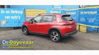 Salvage car Peugeot 2008 2008 (CU), MPV, 2013 / 2019 1.2 12V e-THP PureTech 110 2018/4