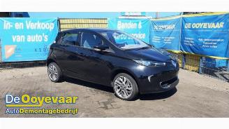 demontáž osobní automobily Renault Zoé Zoe (AG), Hatchback 5-drs, 2012 46kW 2013/6