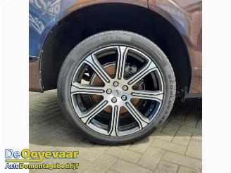 Volvo Xc-60 XC60 II (UZ), SUV, 2017 2.0 T8 16V Recharge, Twin Engine AWD picture 3
