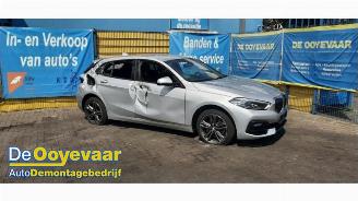 Vrakbiler auto BMW 1-serie 1 serie (F40), Hatchback, 2019 118i 1.5 TwinPower 12V 2019/11