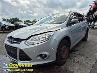Vrakbiler auto Ford Focus Focus 3 Wagon, Combi, 2010 / 2020 2.0 TDCi 16V 115 2012/3