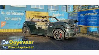 krockskadad bil auto Mini Cooper Mini Convertible (F57), Cabrio, 2014 2.0 16V John Cooper Works 2021/11