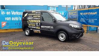Vrakbiler auto Fiat Doblo Doblo Cargo (263), Van, 2010 1.6 D Multijet 2021/10
