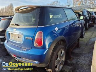 Mini Cooper S Mini Cooper S (R53), Hatchback, 2002 / 2006 1.6 16V picture 3