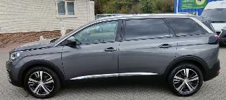 Peugeot 5008 Peugeot 5008 Allure topgepflegt ! picture 2