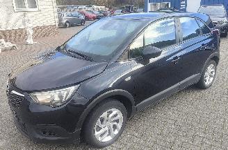 uszkodzony samochody osobowe Opel Crossland Opel Crossland x 1,2 edition 2020/6