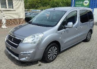 ocasión turismos Peugeot Partner Tepee Peugeot Partner Tepee Allure Blue HDi 100 S/S 2017/4