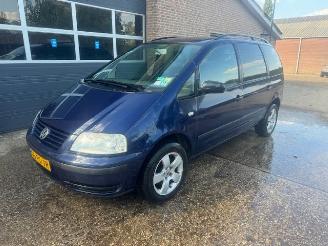 Volkswagen Sharan  picture 3