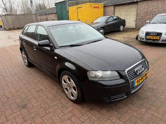 uszkodzony samochody osobowe Audi A3 Sportback 2005/1