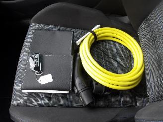 Volkswagen Golf GTE picture 21