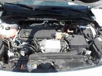 Ford Kuga ST LINE picture 17