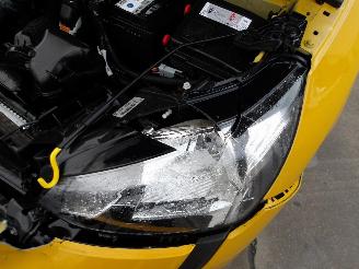 Peugeot 208  picture 10