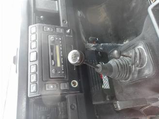 Land Rover Defender 110 picture 29