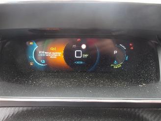 Peugeot 2008 GT picture 22