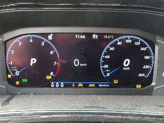 Volkswagen T-Roc R-LINE picture 26