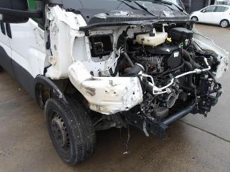 Iveco Daily 35 S16 picture 11