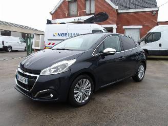 Peugeot 208 1.2 PURE TECH 2019/9