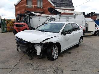 Auto incidentate Volkswagen Golf GTE 2023/6