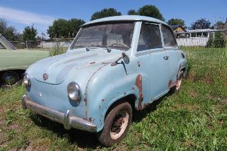 krockskadad bil auto Goggomobil Cj-5 BMW T250-01 GOGGOMOBIEL 1969/1