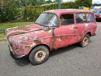 krockskadad bil auto Glas Isar T700 kombi 1961/1