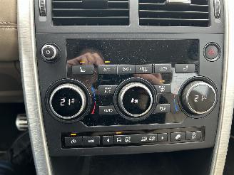 Land Rover Discovery Sport 2.0 TD4 HSE Luxury picture 11