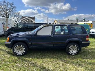 Jeep Grand-cherokee 5.2I V8 AUTOMAAT AIRCO, 4WD, 4X4 picture 3