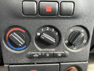 Opel Zafira -A 2.0-16V DTi Comf Navigator 7 PERSOONS UITVOERING picture 27