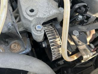 Renault Twingo 1.5 dCi Collection AIRCO, N.A.P. ENZ MOTOR SCHADE ! picture 25