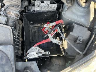 Renault Twingo 1.5 dCi Collection AIRCO, N.A.P. ENZ MOTOR SCHADE ! picture 18