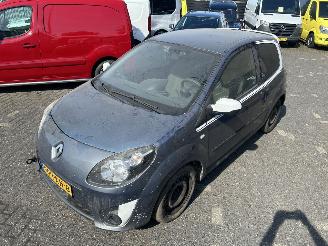 Renault Twingo 1.5 dCi Collection AIRCO, N.A.P. ENZ MOTOR SCHADE ! picture 26