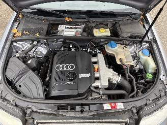 Audi A4 1.8 TURBO PROLINE SEDAN picture 32