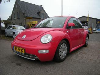 krockskadad bil auto Volkswagen New-beetle 1.9 TDI 90 (9C1) HIGHLINE MET OA AIRCO 2000/6