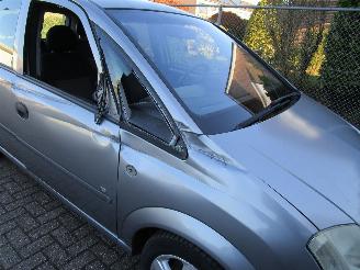 Opel Meriva 1.6 Clima Radio/CD picture 5