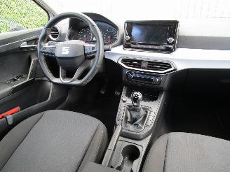 Seat Ibiza 1.0 TSI Navi Clima 52.000 KM picture 18