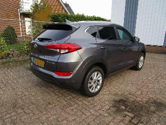 Hyundai Tucson 1.6 Navi Clima 6-Bak picture 4